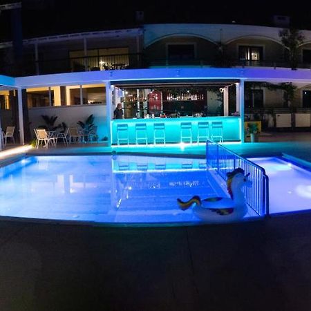 Trefon Hotel Apartments And Family Suites Platanes  Exteriér fotografie
